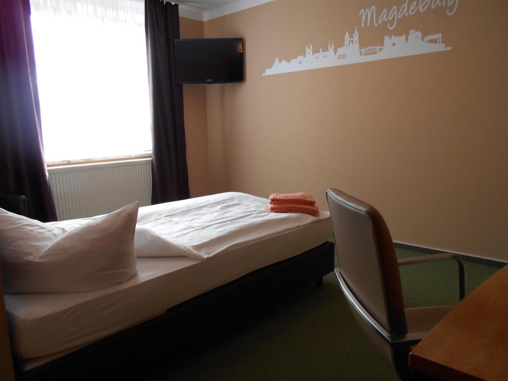 Siu Hotel Магдебург Номер фото