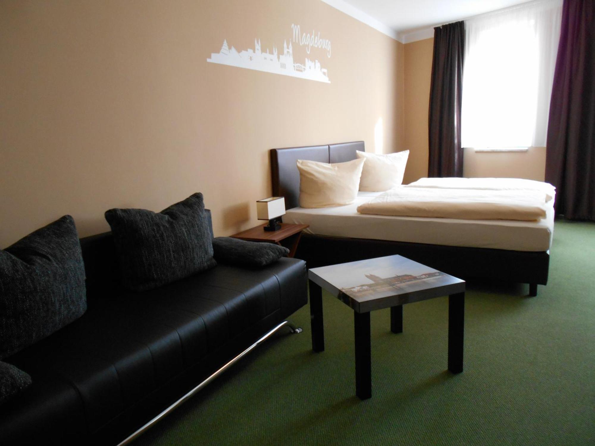 Siu Hotel Магдебург Номер фото